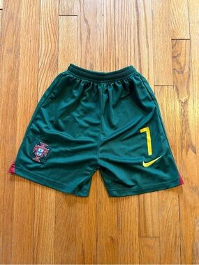 Unbranded Boys Soccer Shorts Green Size 2/3 Ronaldo 7 Portugal Polyester